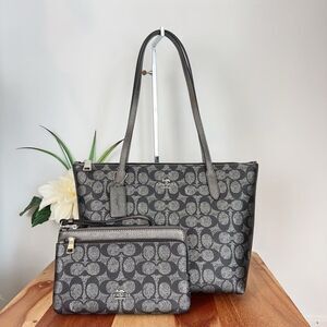 NWT Coach Fiona Zip Tote Bag‎ and Double Zip Wallet In Signature Canvas